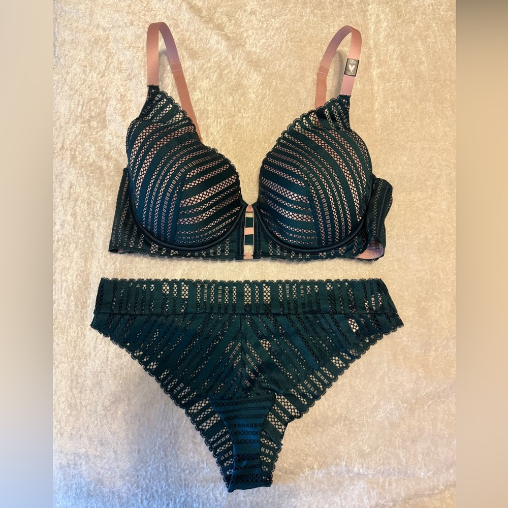 Victoria's Secret Teal Lace Bra & Panty Set